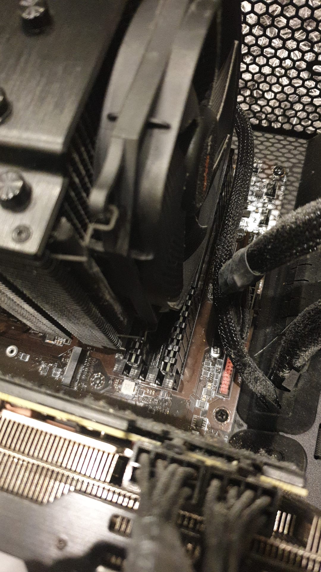 CPU Cooler Blocking Ram Slot