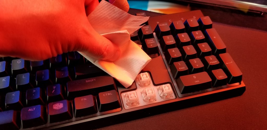 How To Clean Your Computer Hardware
