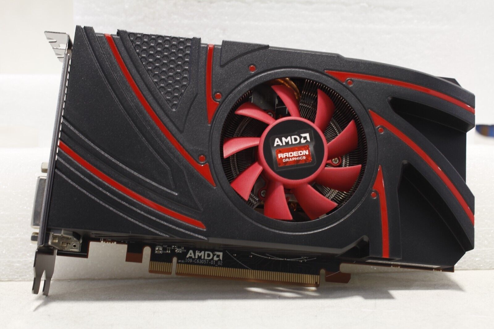 Amd Radeon R9 200 Series Graphics Card